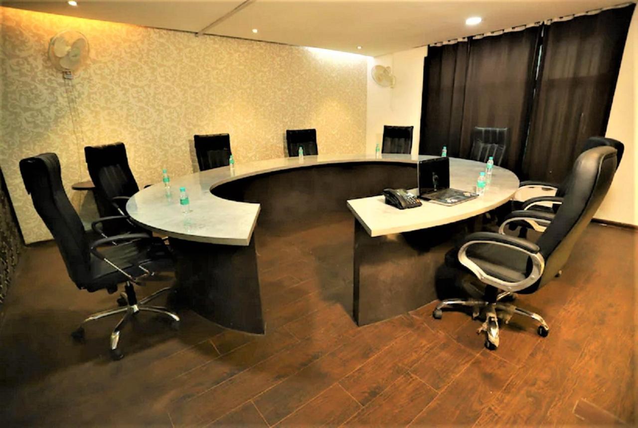 Hotel Arch International นิวเดลี ภายนอก รูปภาพ