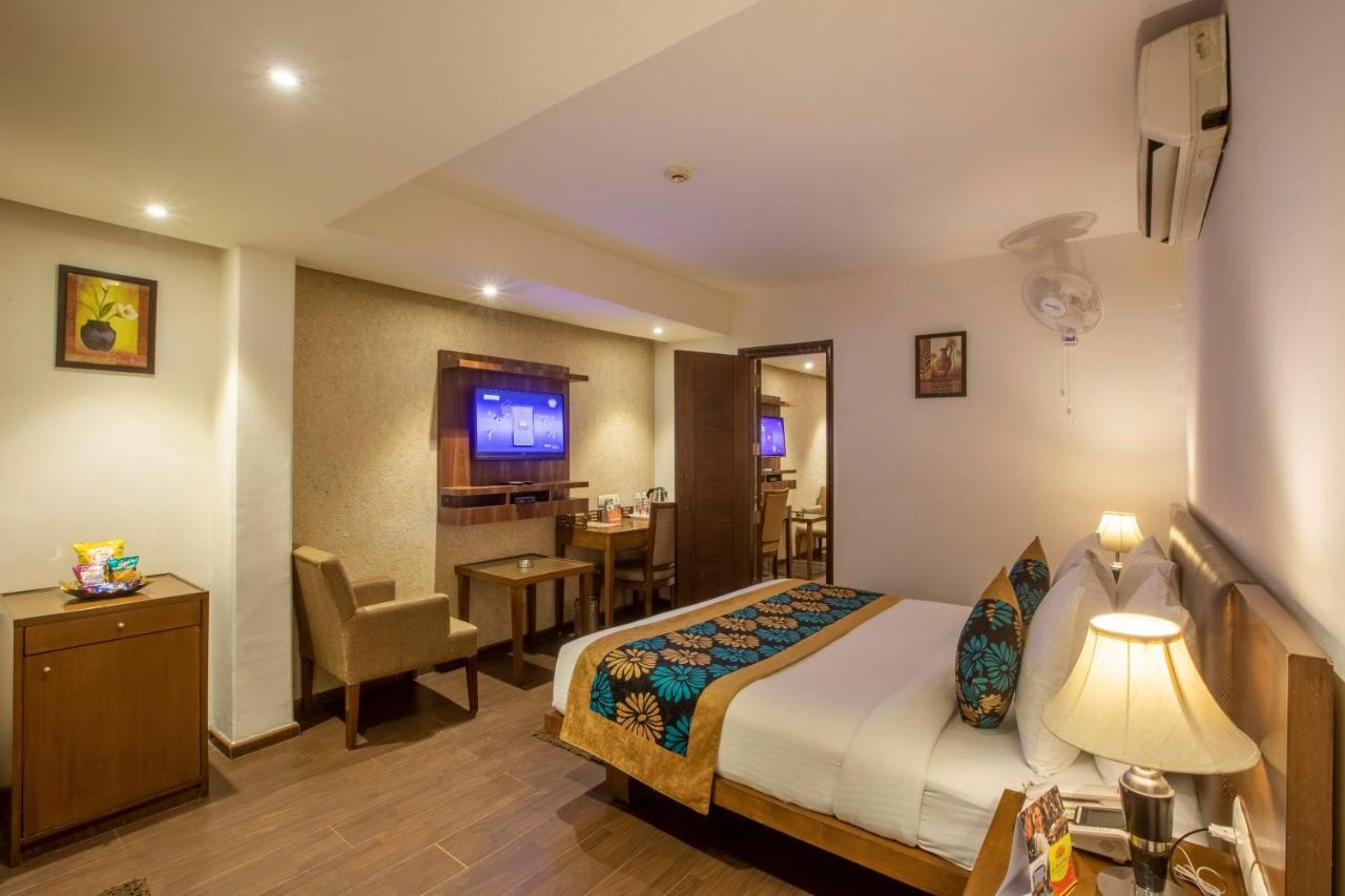 Hotel Arch International นิวเดลี ภายนอก รูปภาพ